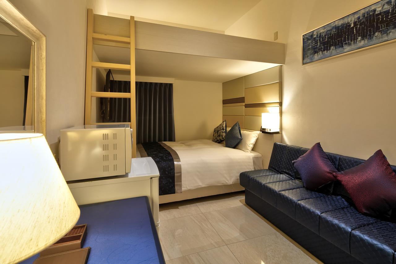Centurion Hotel Resort Okinawa Nago City Esterno foto