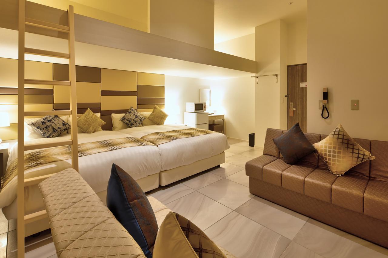 Centurion Hotel Resort Okinawa Nago City Esterno foto